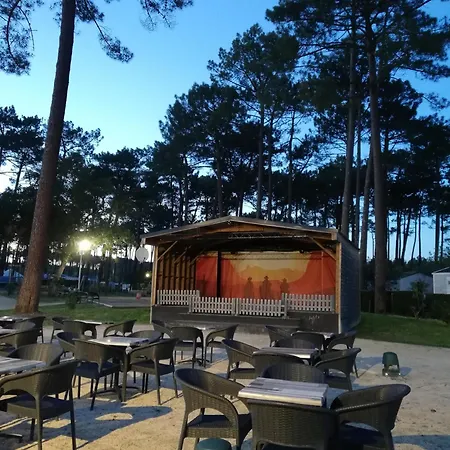Mh 523 2 Et 1 Salle De Bain Dans 4 Etoiles Campingplatz